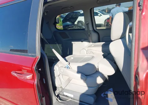 2011 Kia Sedona Lx from USA, damaged, VIN KNDMG4C71B6384772